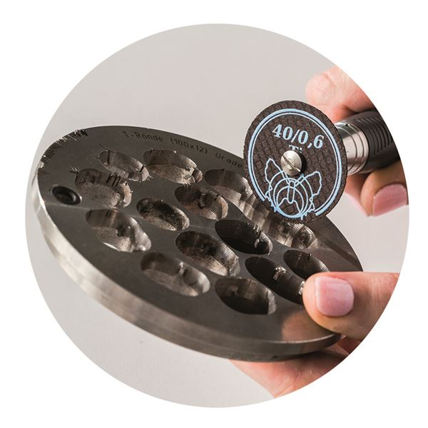 Rezacie disky vystužené pre titán a plast 40x0,6mm 10ks
